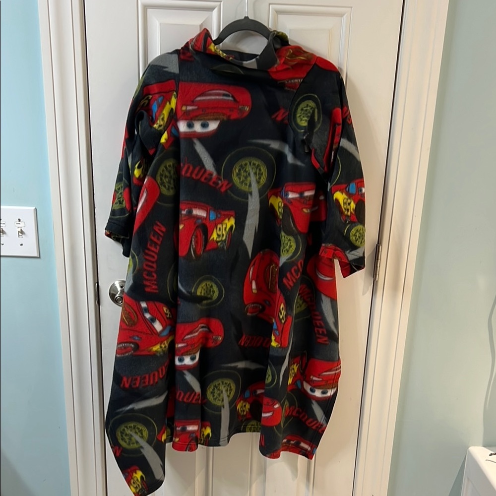 Disney Cars Fleece Poncho in Red and Black